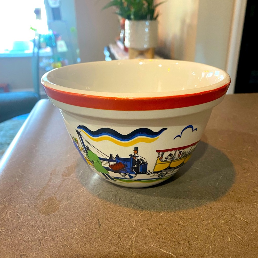 R.H. Macy Bowl Vintage